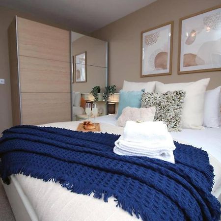 The Observatory By Mia Living 2 Bedroom Apartment Overlooking Swansea Beach With Free Parking エクステリア 写真