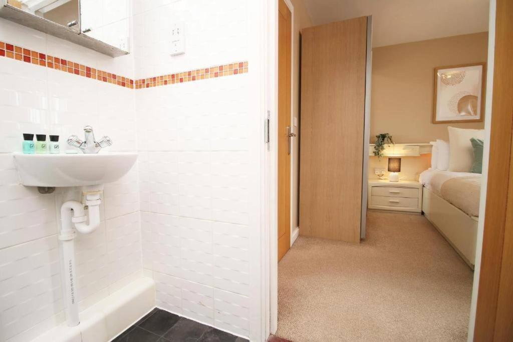 The Observatory By Mia Living 2 Bedroom Apartment Overlooking Swansea Beach With Free Parking エクステリア 写真