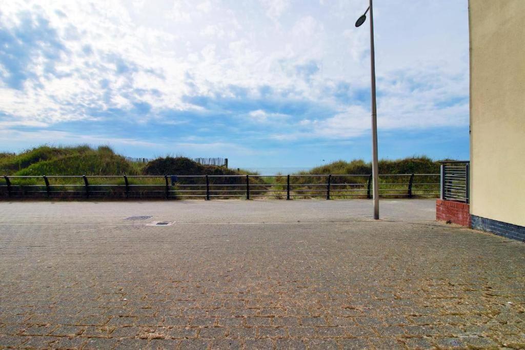 The Observatory By Mia Living 2 Bedroom Apartment Overlooking Swansea Beach With Free Parking エクステリア 写真