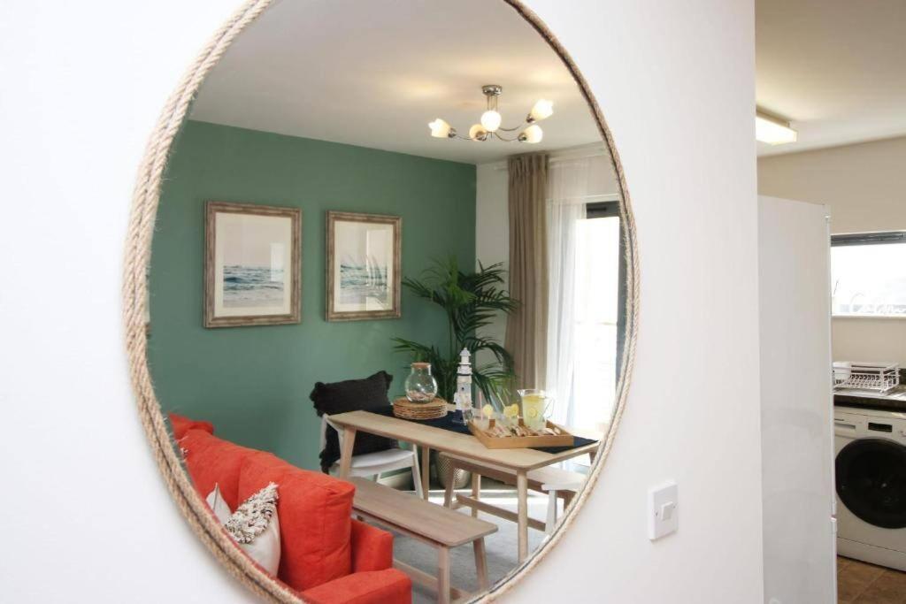 The Observatory By Mia Living 2 Bedroom Apartment Overlooking Swansea Beach With Free Parking エクステリア 写真
