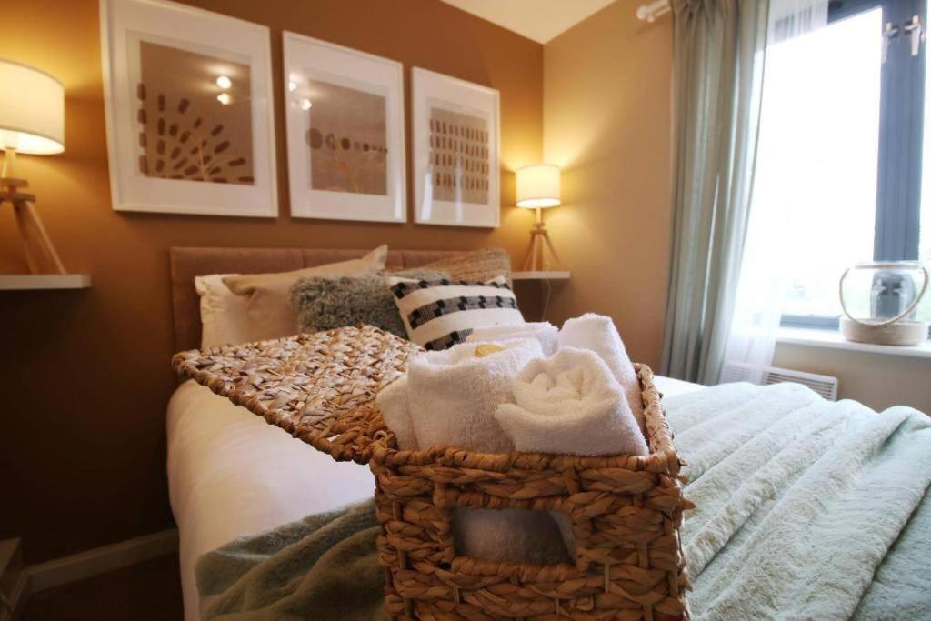 The Observatory By Mia Living 2 Bedroom Apartment Overlooking Swansea Beach With Free Parking エクステリア 写真
