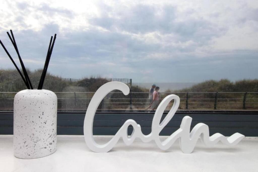 The Observatory By Mia Living 2 Bedroom Apartment Overlooking Swansea Beach With Free Parking エクステリア 写真